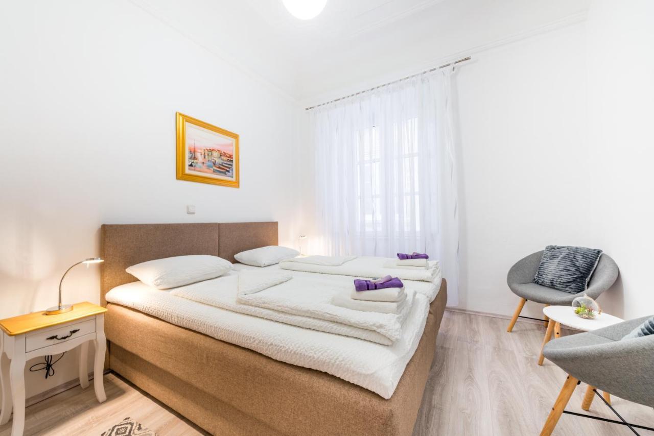 Old Town Finest Apartment Дубровник Екстериор снимка