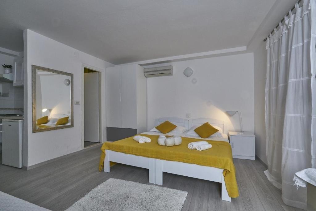 Old Town Finest Apartment Дубровник Екстериор снимка