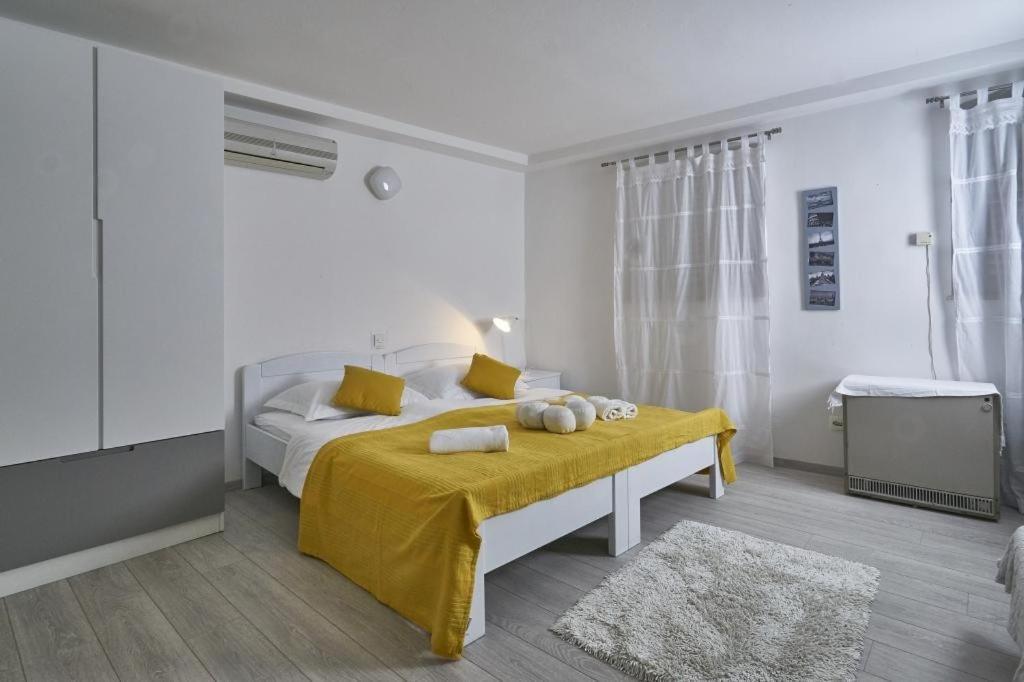 Old Town Finest Apartment Дубровник Екстериор снимка