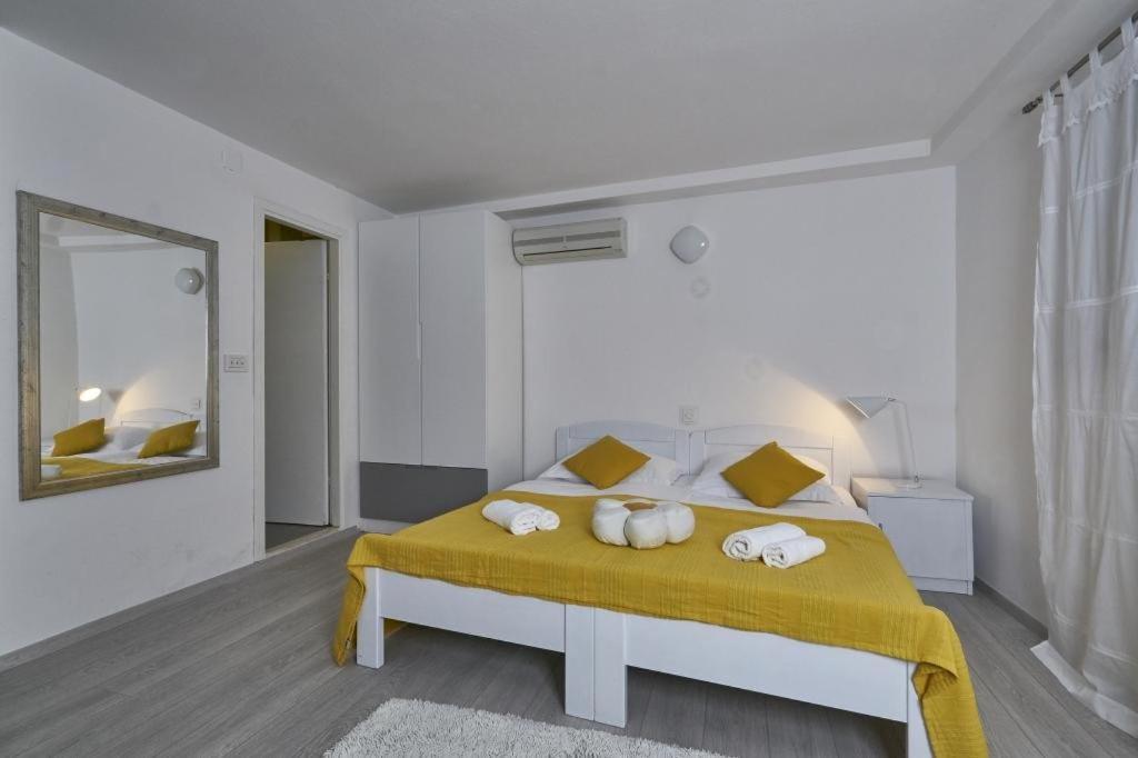 Old Town Finest Apartment Дубровник Екстериор снимка