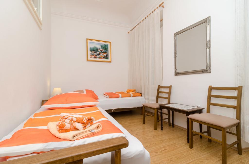 Old Town Finest Apartment Дубровник Екстериор снимка